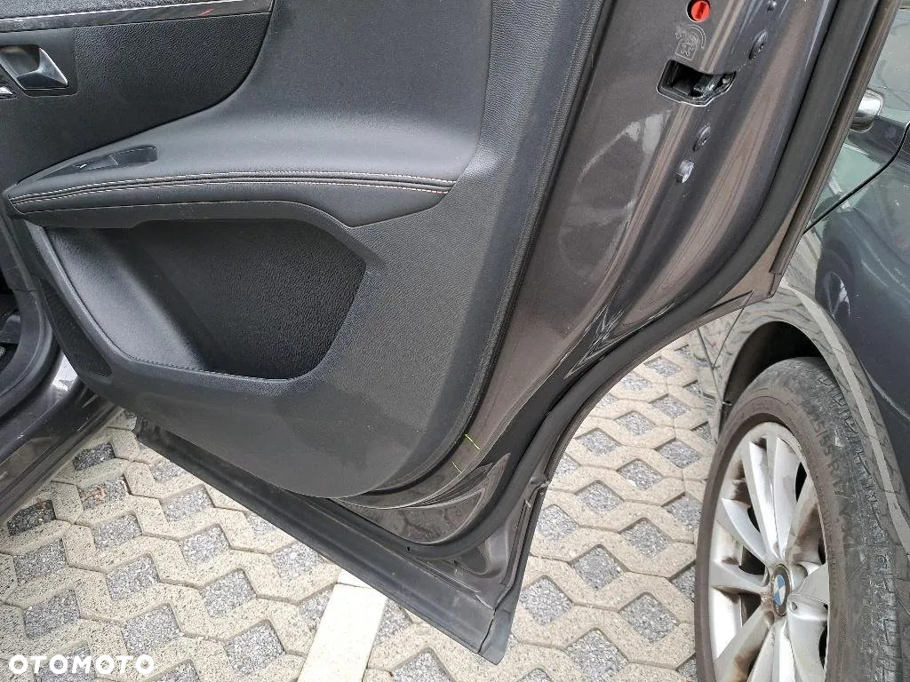 Peugeot 5008 1.5 BlueHDi GT Pack S&S EAT8 - 17