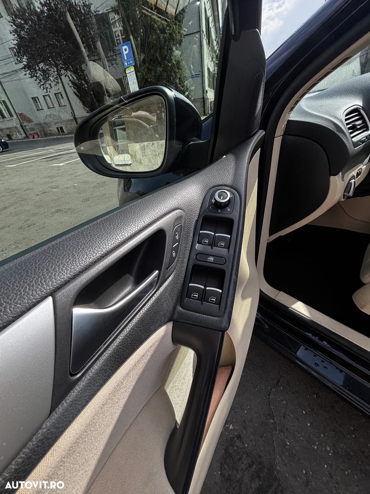 Volkswagen Golf 1.4 TSI Highline - 18