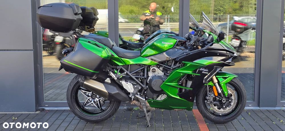 Kawasaki H2 - 2