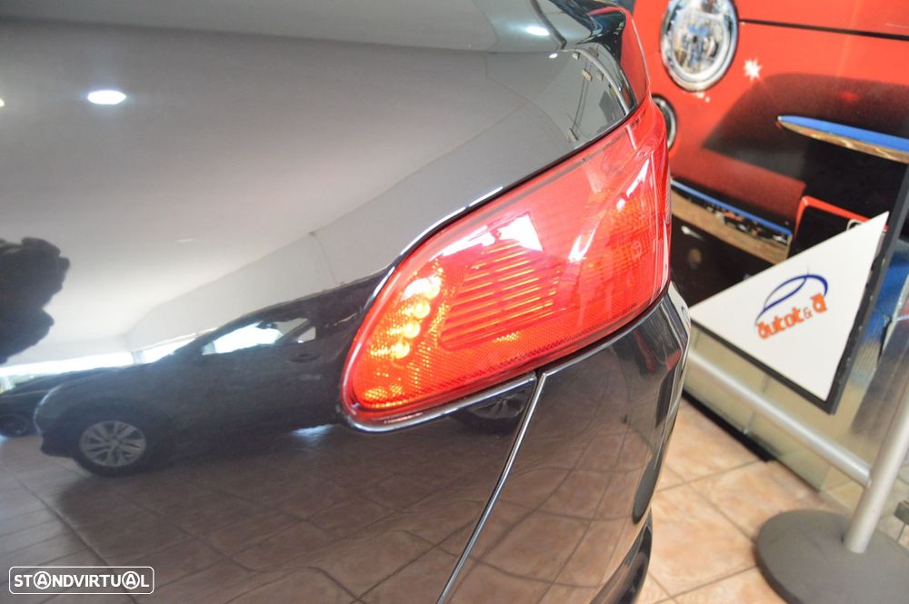 Jaguar XF 3.0 D V6 S Premium Luxury - 24