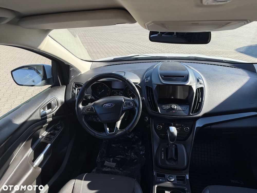 Ford Kuga 2.0 TDCi 4x4 Titanium - 21