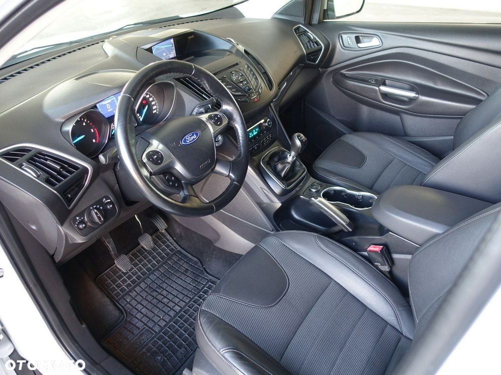 Ford Kuga 2.0 TDCi Titanium - 11