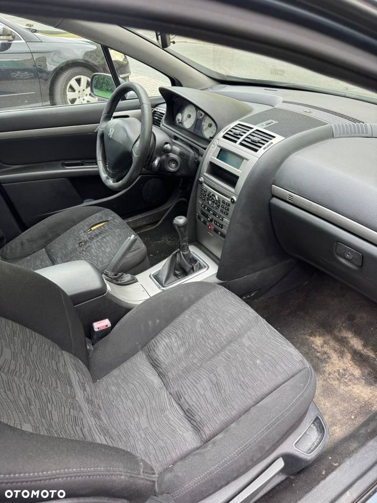 Peugeot 407 - 6