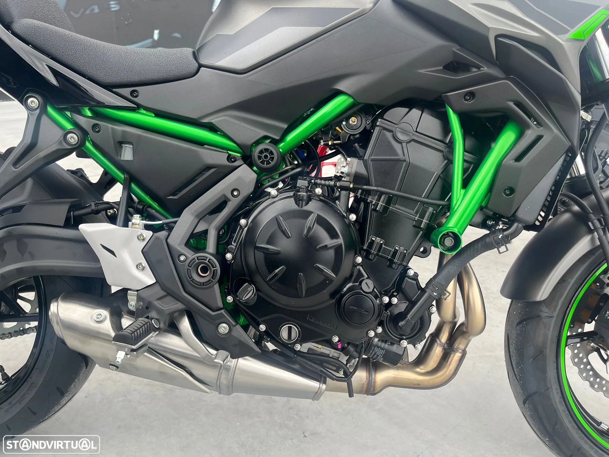 Kawasaki Z 650 (CAMPANHA DE VERÃO) - 16