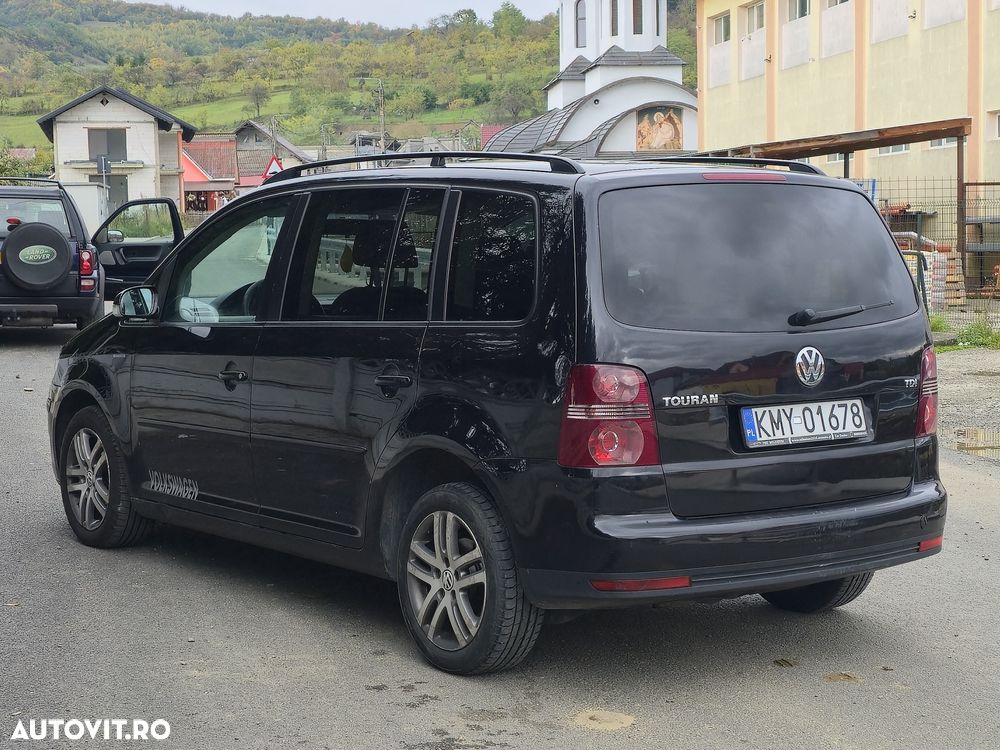 Volkswagen Touran 1.9 TDI Conceptline - 4