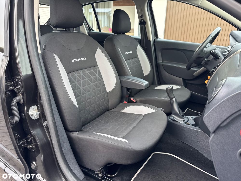 Dacia Sandero Stepway - 24