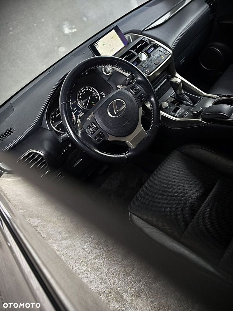 Lexus NX 200t Comfort AWD - 14