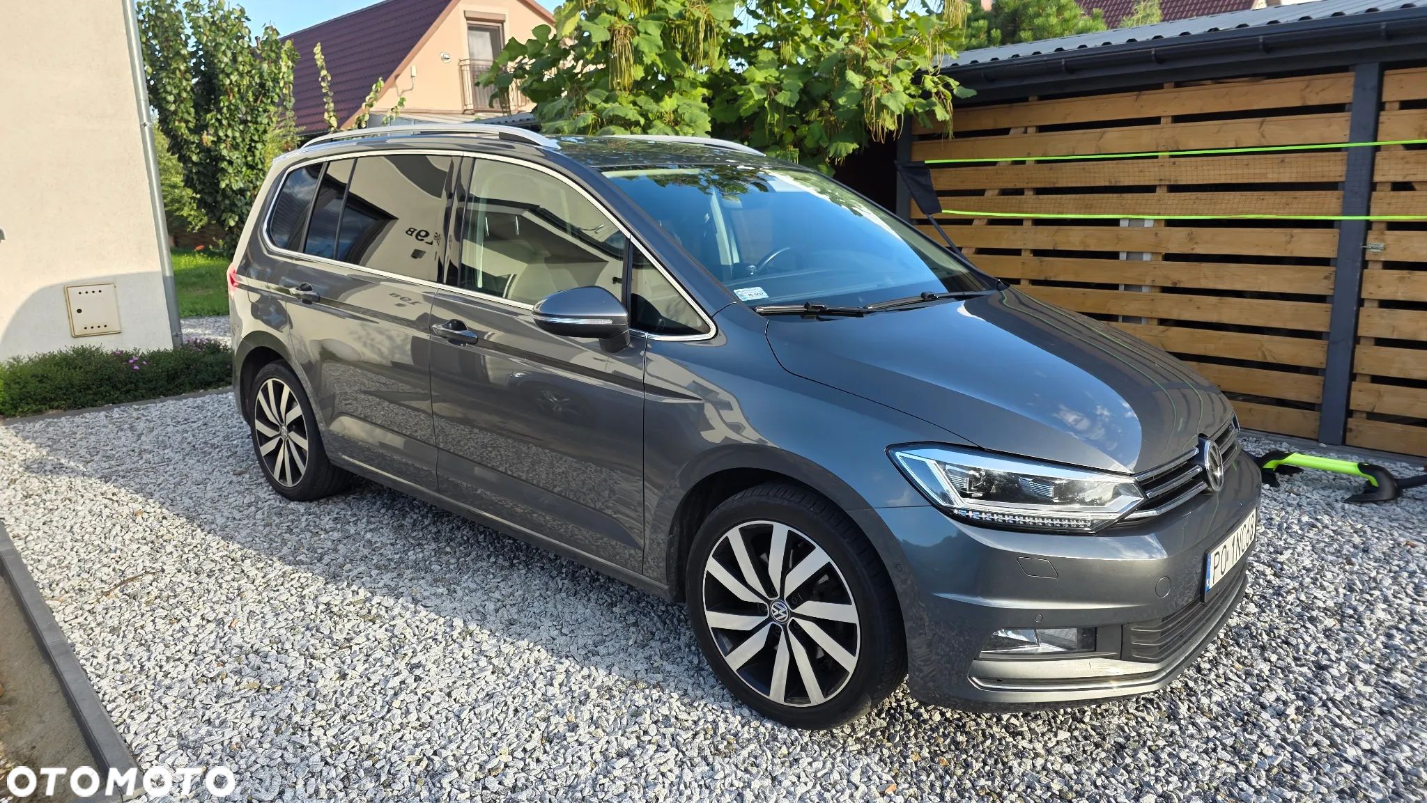 Volkswagen Touran 2.0 TDI SCR (BlueMotion Technology) DSG Highline - 1