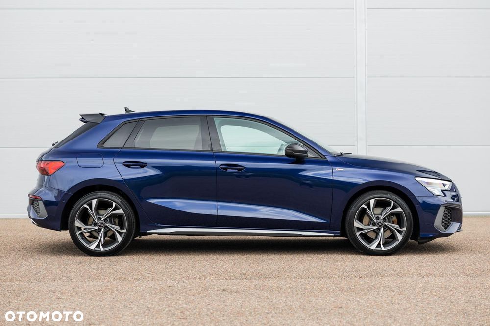 Audi A3 Sportback 40 TDI quattro S tronic S line - 8