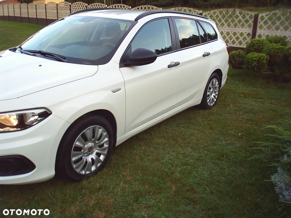 Fiat Tipo 1.4 T-Jet 16v Easy - 19