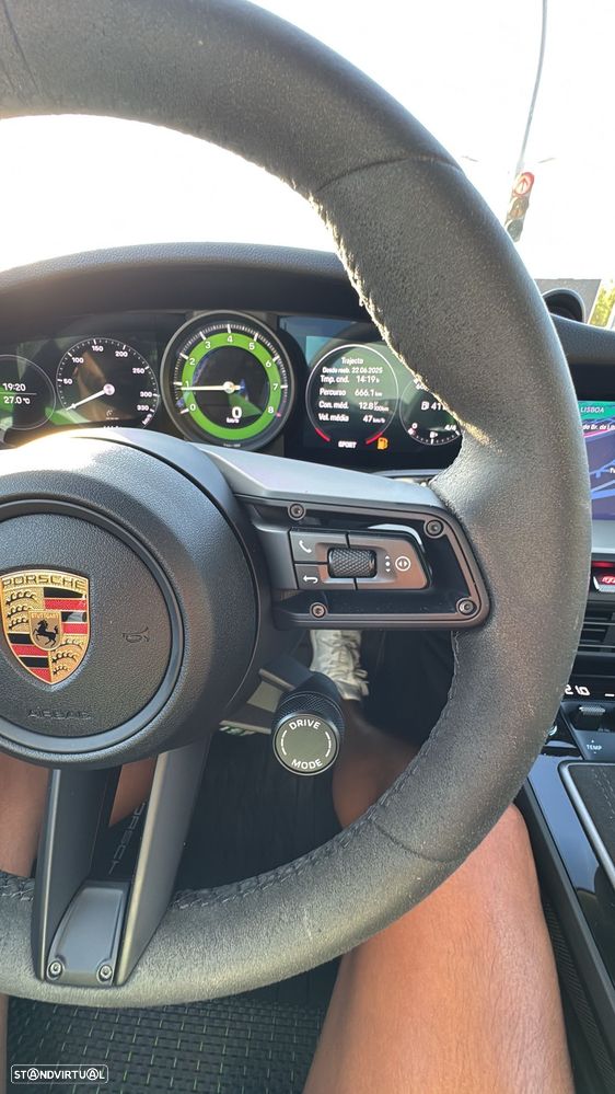 Porsche 911 (992) Carrera T - 11