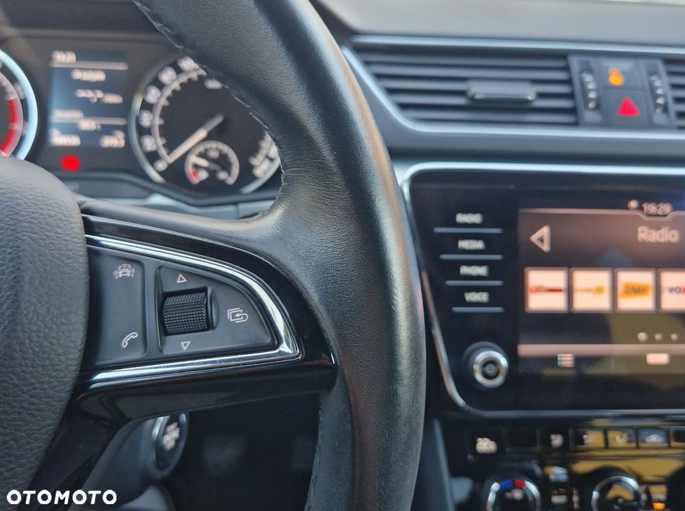 Skoda Superb 1.4 TSI ACT Ambition - 17