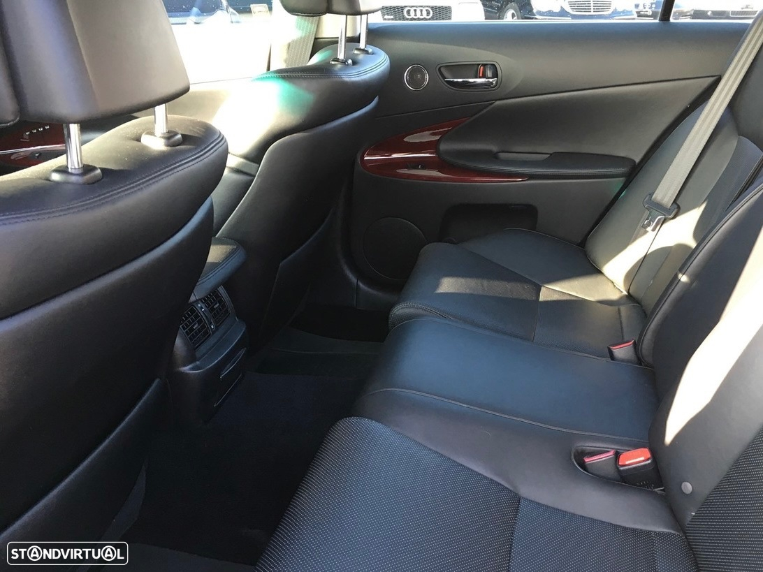 Lexus GS 450h - 13