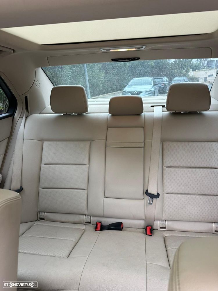 Mercedes-Benz E 300 Bluetec Hybrid Avantgarde - 19