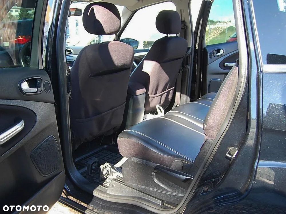 Ford S-Max 2.0 TDCi Trend - 16