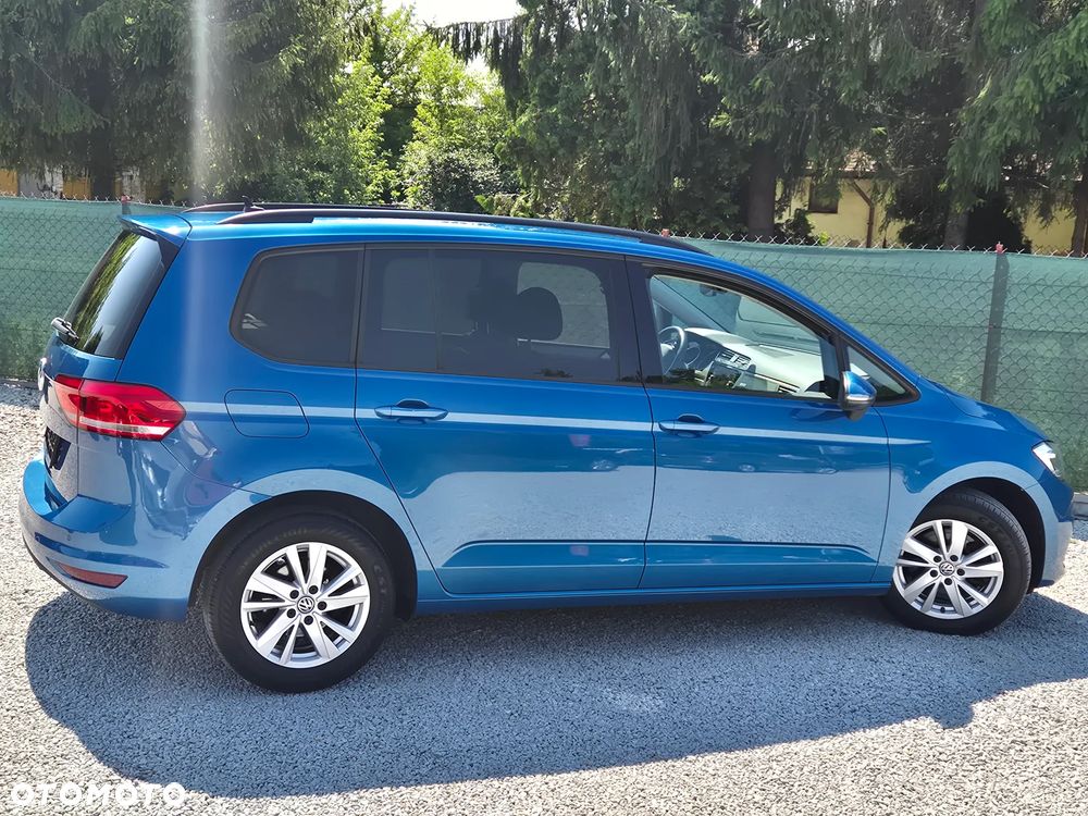 Volkswagen Touran 2.0 TDI SCR Comfortline - 16