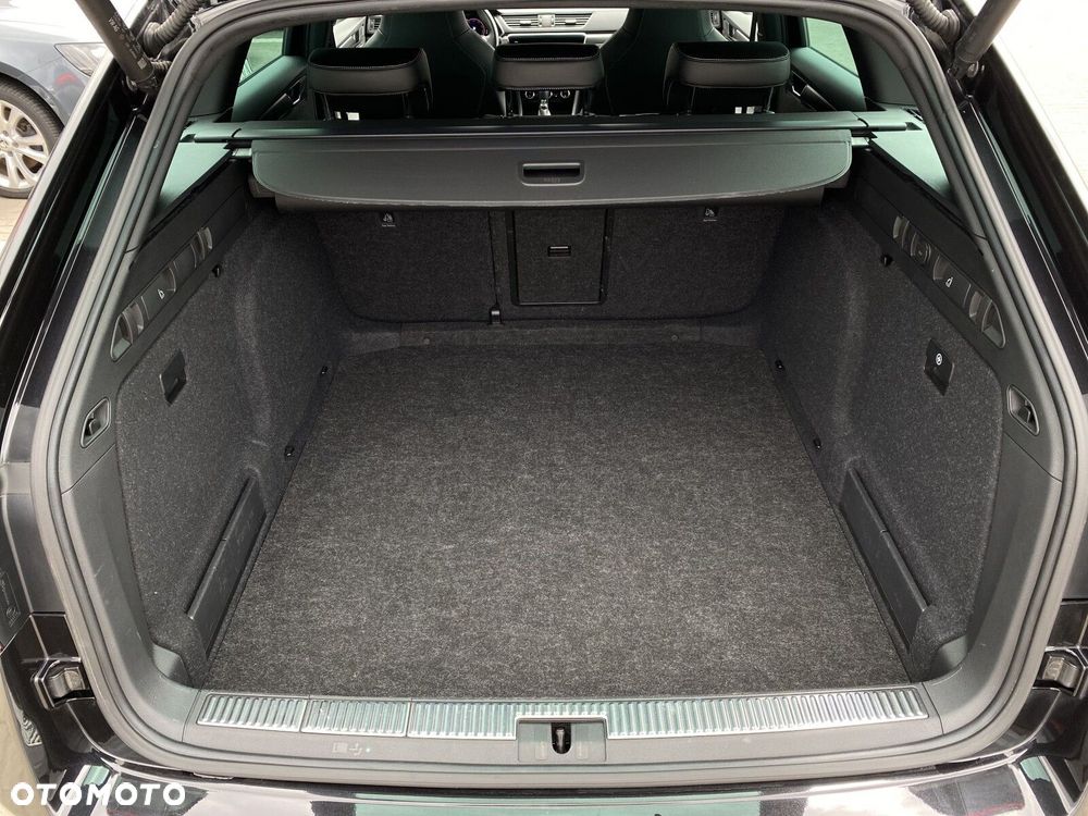 Skoda Superb 2.0 TDI SCR Sportline DSG - 16