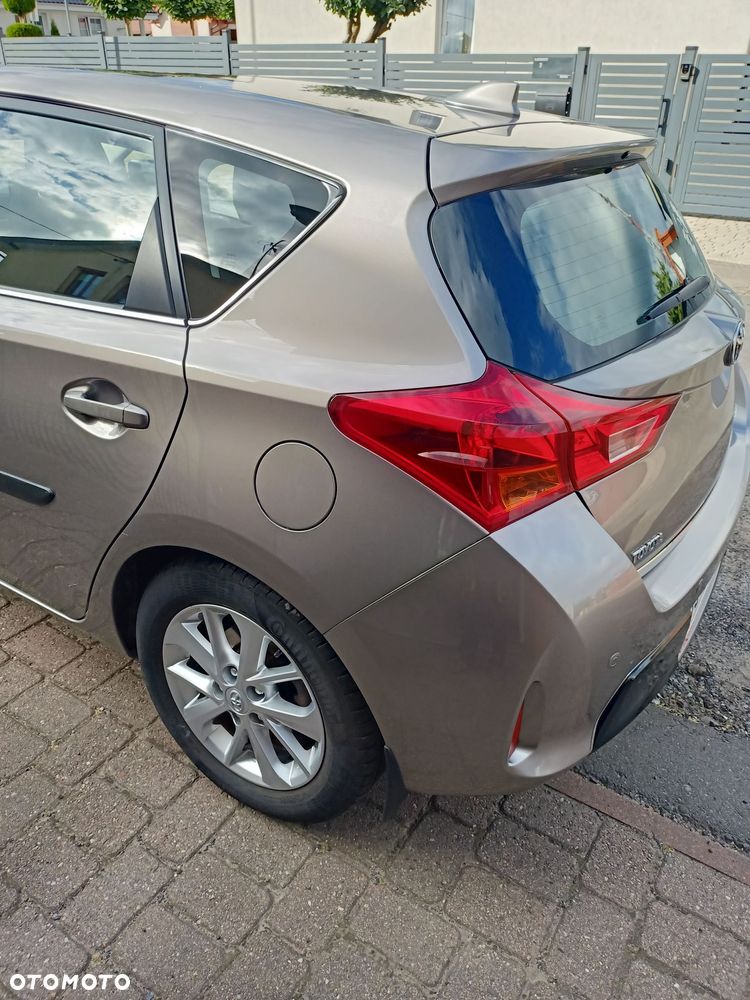 Toyota Auris 1.33 Dual-VVT-i START Edition - 35