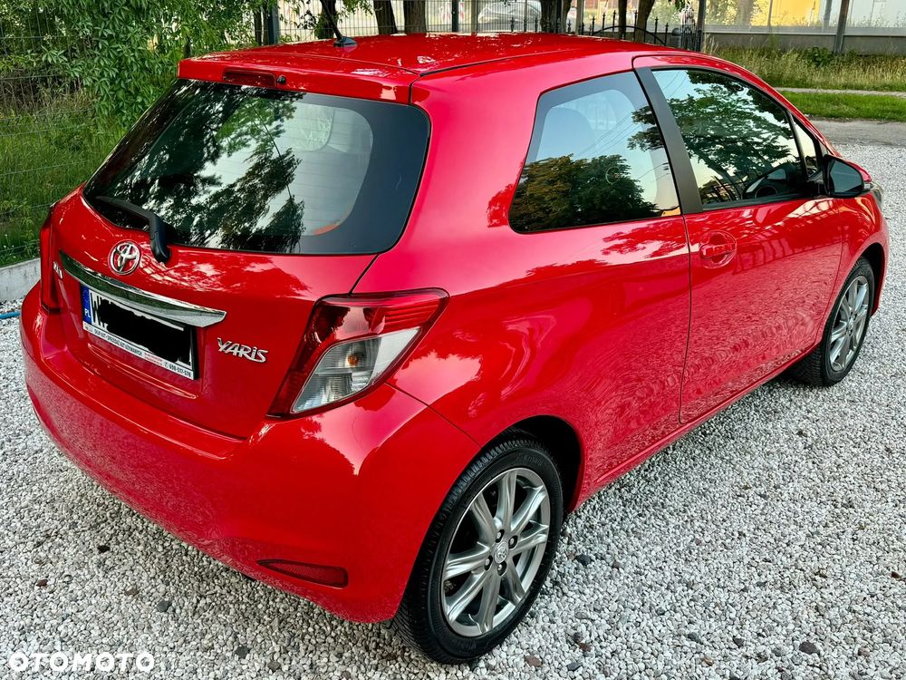 Toyota Yaris - 4