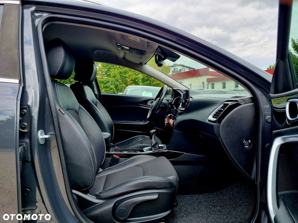 Kia Ceed 1.6 CRDi Spirit - 11