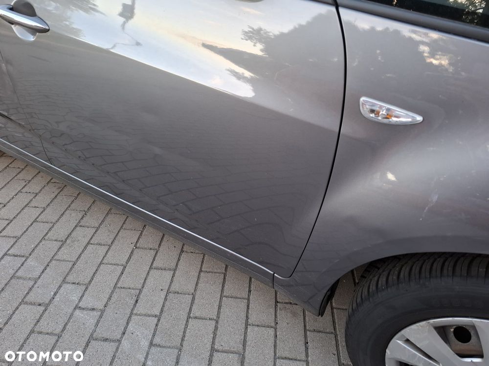 Hyundai ix20 1.6 Comfort - 4