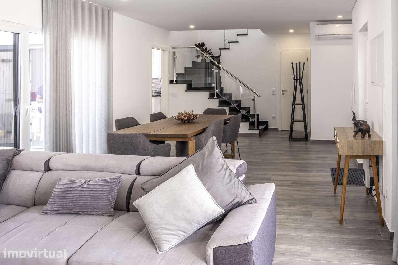 Moradia T3 com Piscina e Vista Mar - Grande imagem: 4/38