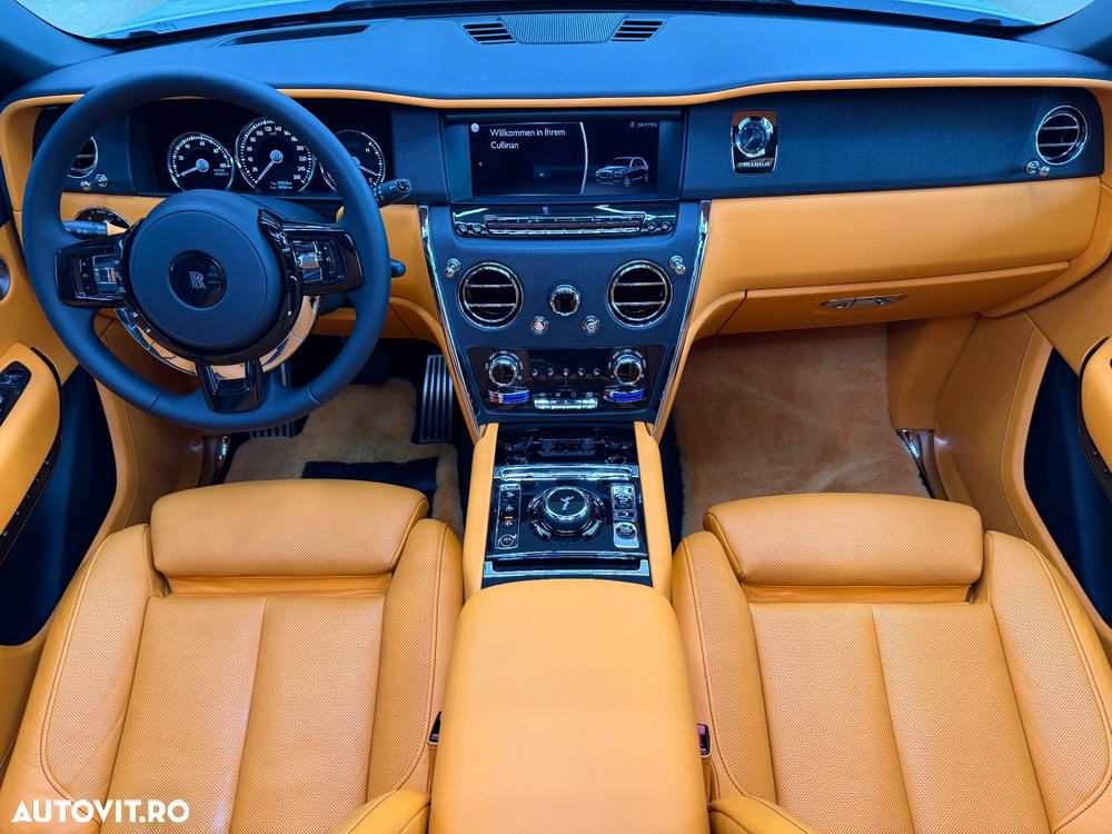 Rolls-Royce Cullinan - 22