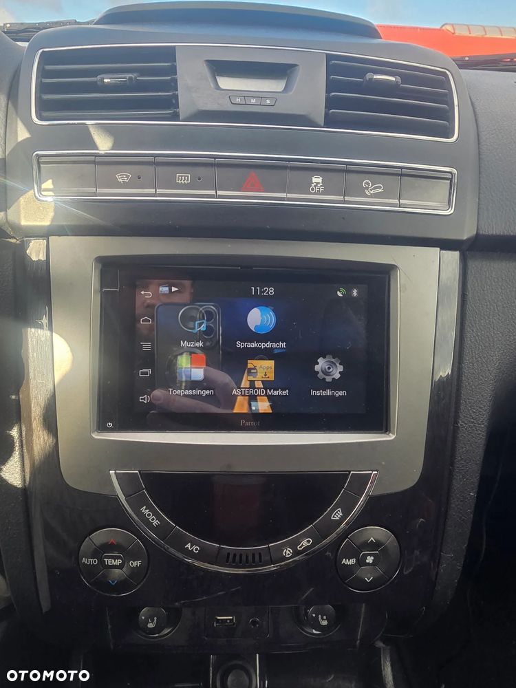 SsangYong/KGM Rexton - 13