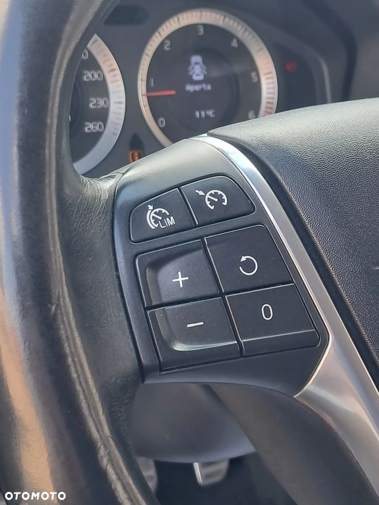 Volvo S60 D3 Summum - 31