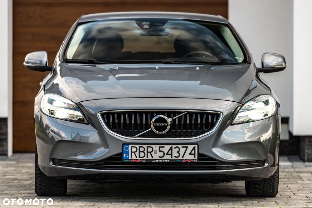 Volvo V40 D2 Momentum - 14