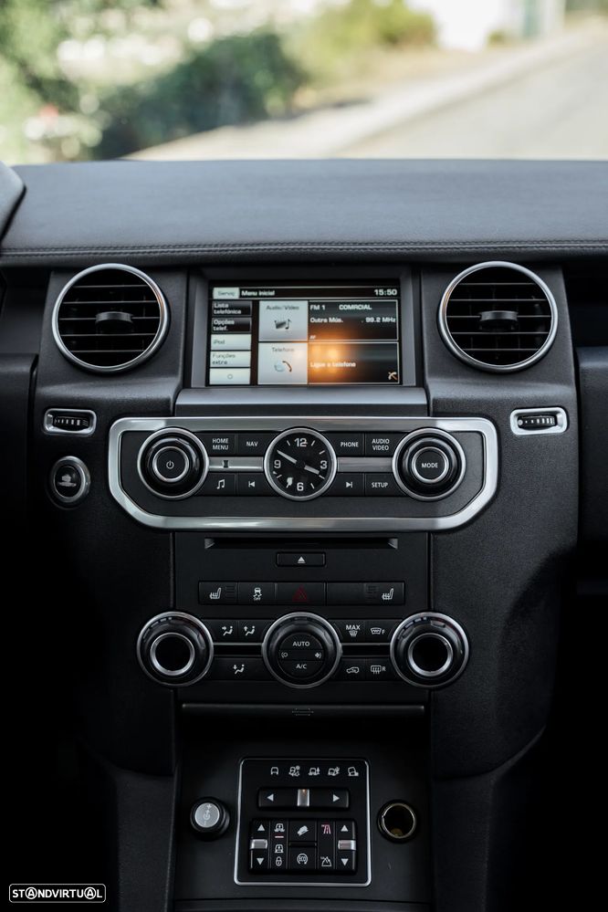 Land Rover Discovery TD V6 SE - 26
