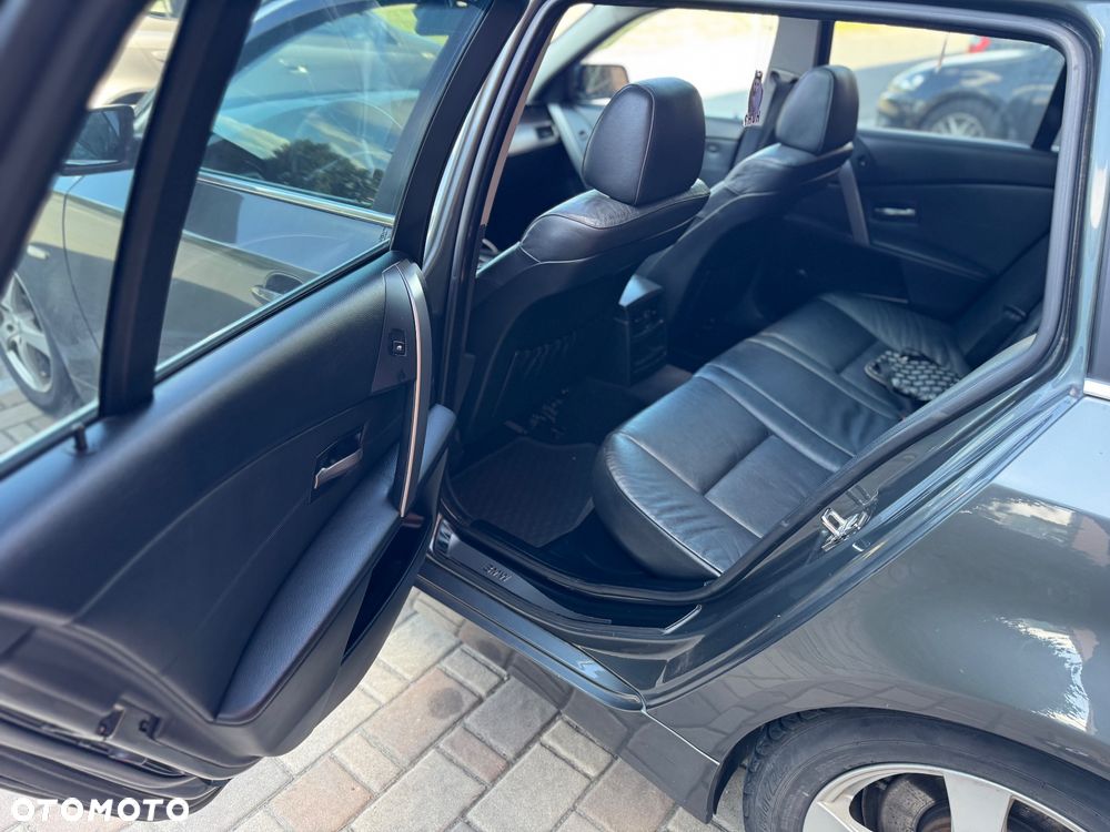BMW Seria 5 - 21