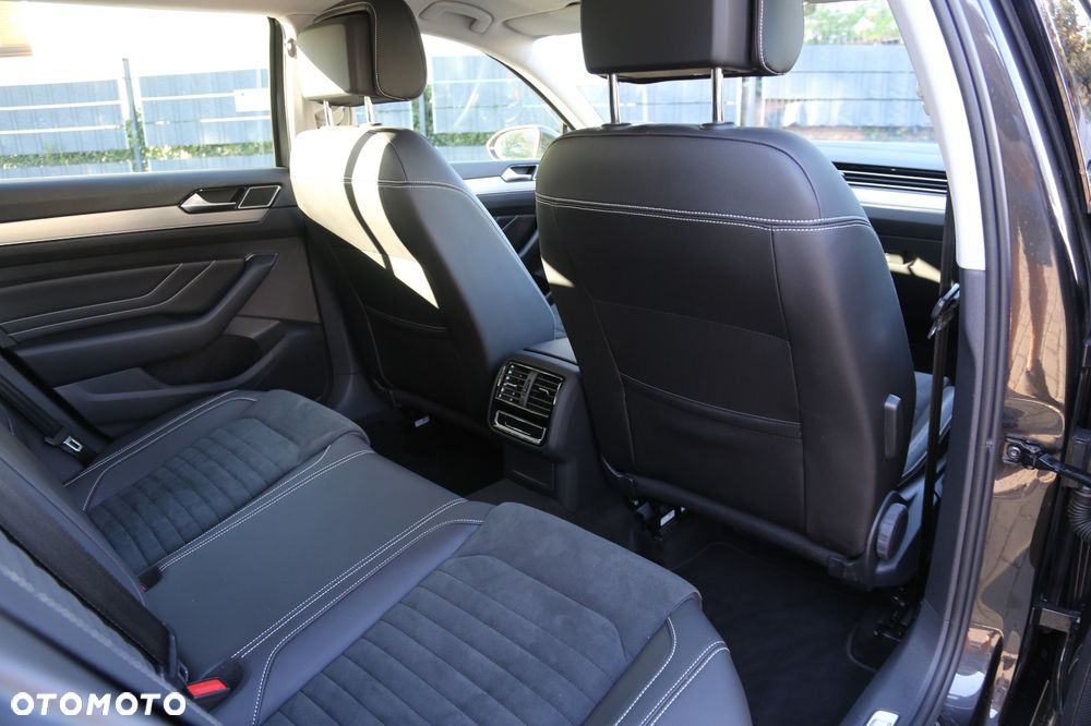Volkswagen Passat 1.5 TSI OPF DSG Elegance - 7