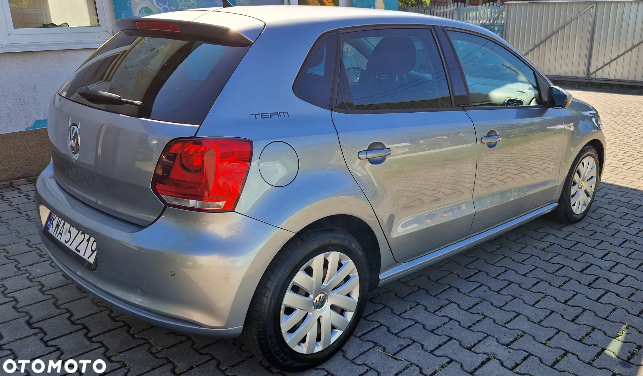 Volkswagen Polo 1.4 16V Trendline - 4