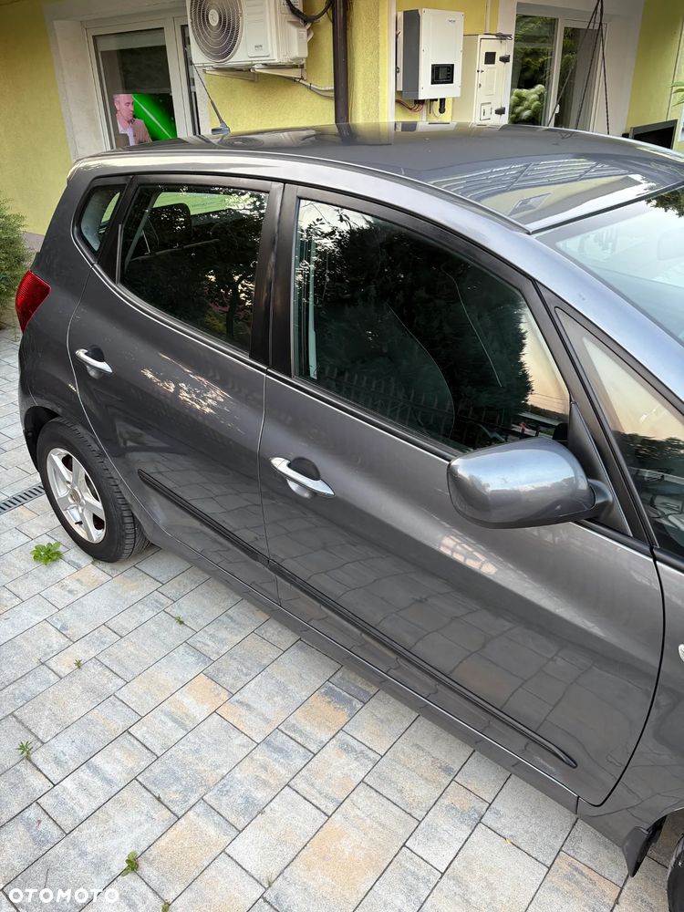 Kia Venga 1.6 M - 12