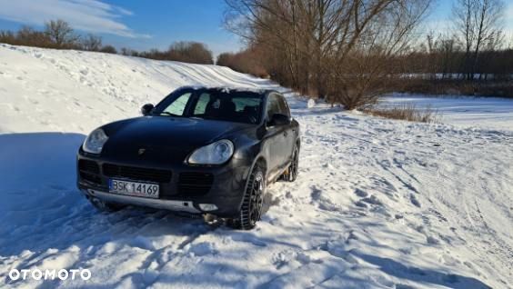 Porsche Cayenne - 28