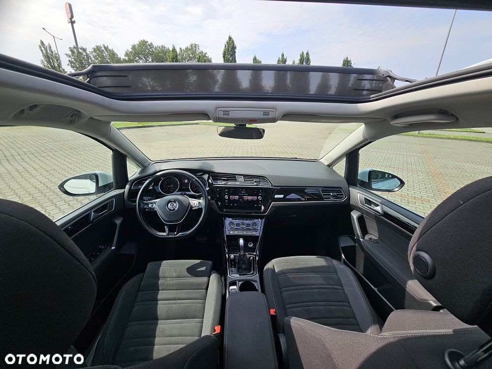 Volkswagen Touran 1.5 TSI EVO Special Edition DSG - 13