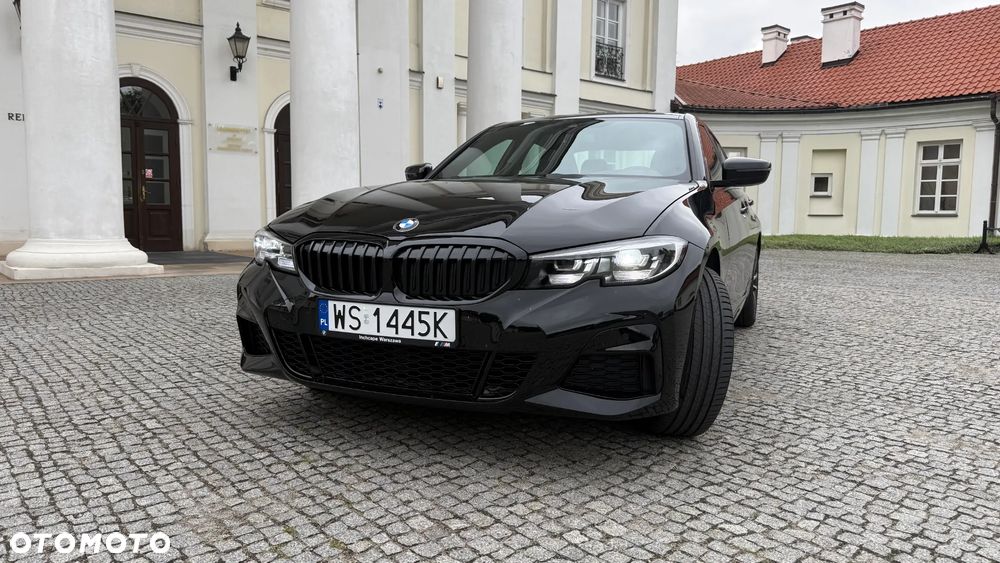 BMW Seria 3 330i xDrive - 1