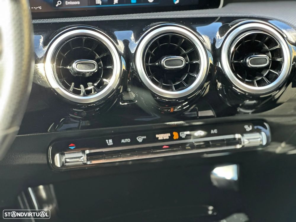 Mercedes-Benz A 180 d AMG Line Aut. - 26