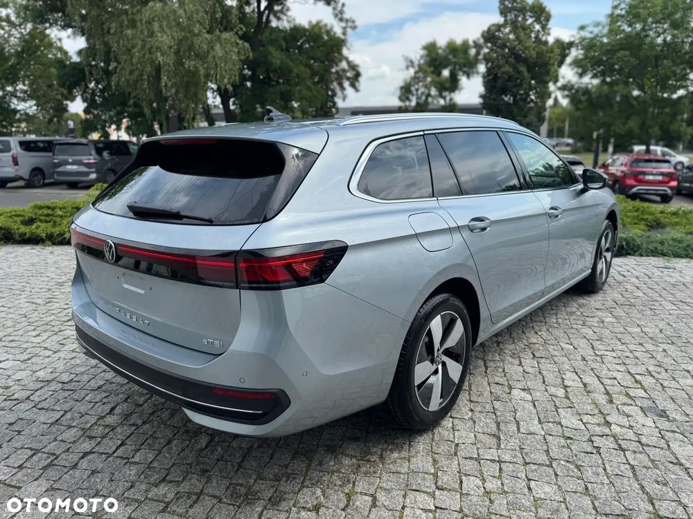 Volkswagen Passat - 7