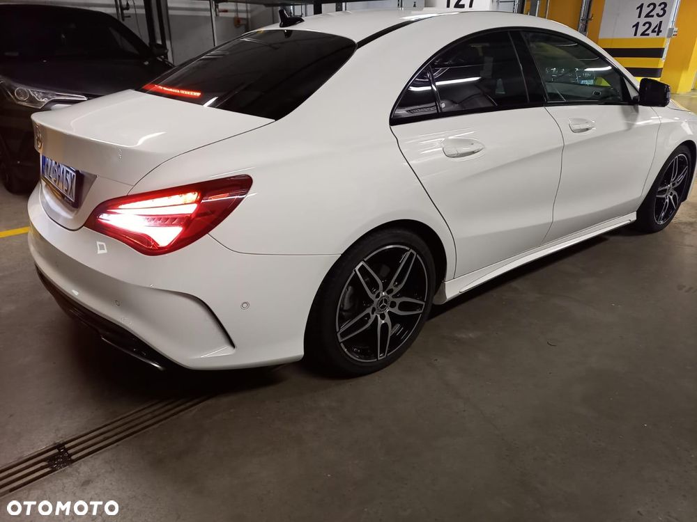 Mercedes-Benz CLA 200 7G-DCT AMG Line - 6