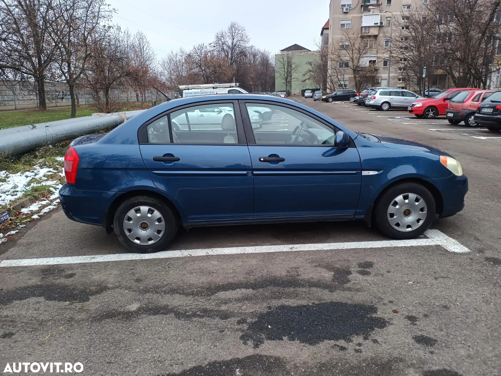 Hyundai Accent MC 1.4 DOHC 4DR GL STYLE - 4