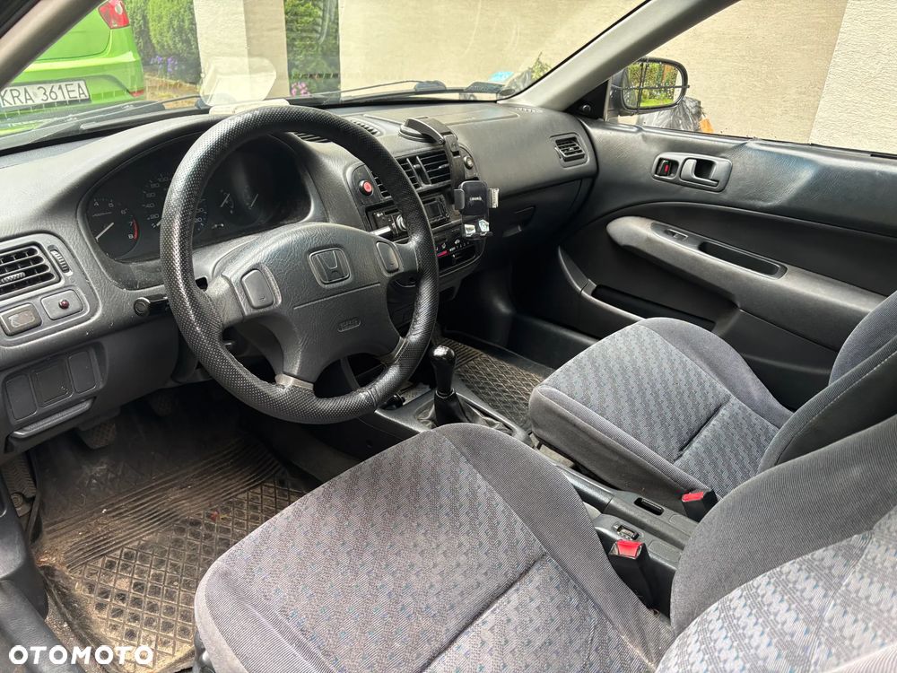 Honda Civic 1.4i - 8