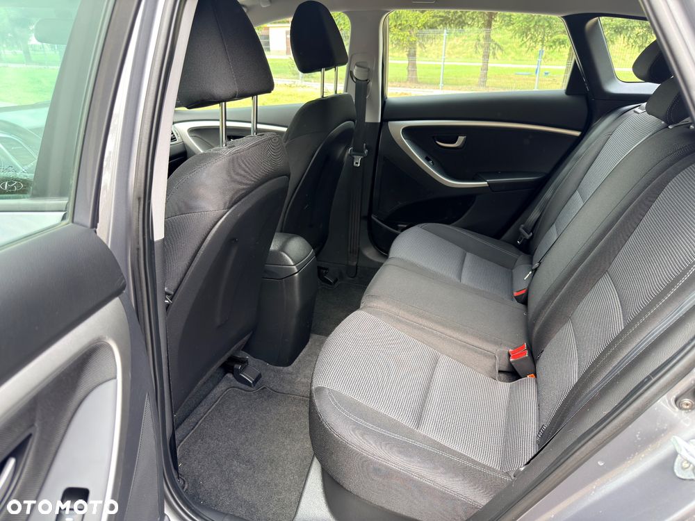 Hyundai i30 i30cw 1.4 CRDi Advantage - 30