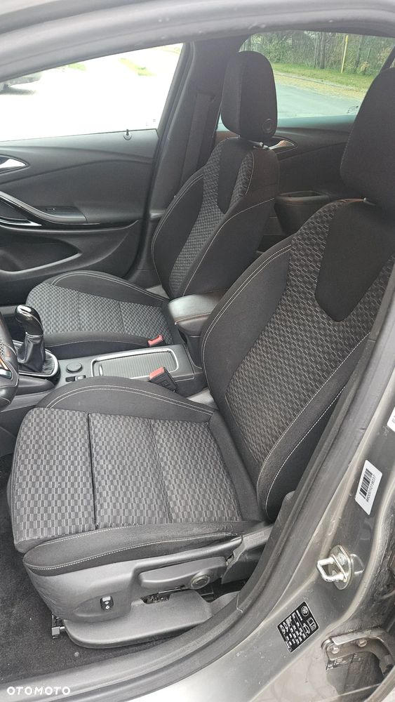 Opel Astra 1.6 CDTI Active - 8