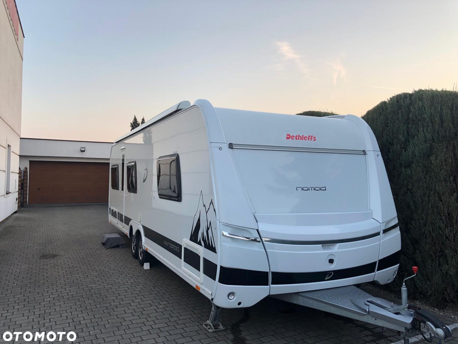Dethleffs NOMAD 760 DR-FR SNOW - 21