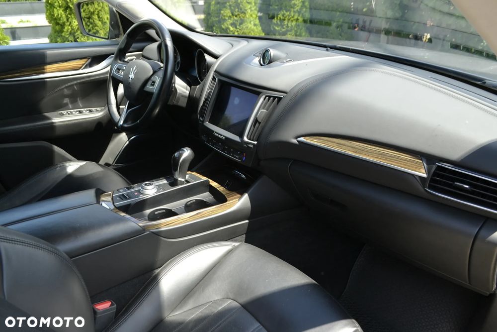 Maserati Levante - 34
