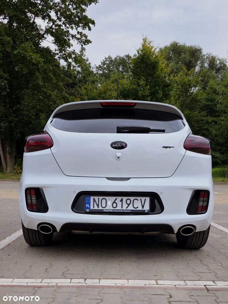 Kia Ceed 1.6 T-GDI GT - 5