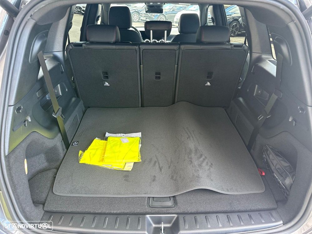 Mercedes-Benz GLB 180 d AMG Line - 11