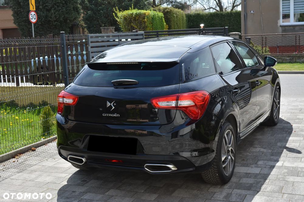 Citroën DS5 e-HDi 115 EGS6 Chic - 16